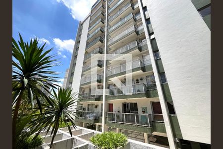 Apartamento à venda com 117m², 3 quartos e 2 vagasFachada