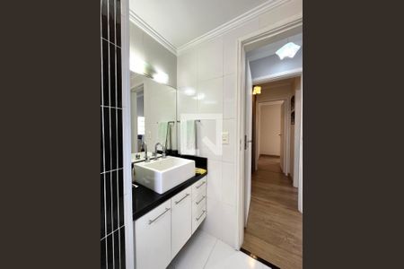 Apartamento à venda com 117m², 3 quartos e 2 vagasBanheiro da Suíte 2