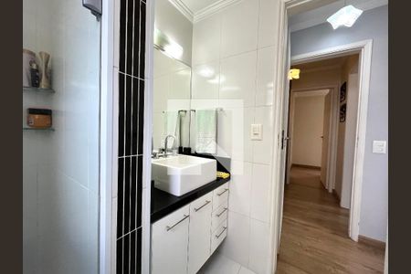 Apartamento à venda com 117m², 3 quartos e 2 vagasBanheiro da Suíte 2