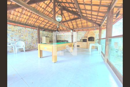 Casa à venda com 1000m², 3 quartos e 6 vagasSalão de festas e jogos