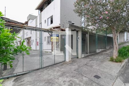 Apartamento à venda com 166m², 3 quartos e 2 vagasFachada