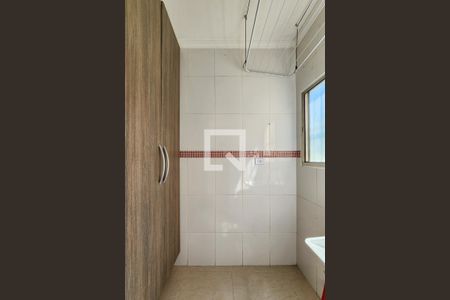 Área de Serviço  de apartamento para alugar com 2 quartos, 58m² em Ferrazópolis, São Bernardo do Campo