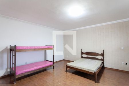 Casa para alugar com 750m², 6 quartos e 8 vagasSuíte 1