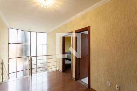 Casa para alugar com 750m², 6 quartos e 8 vagasSala 2