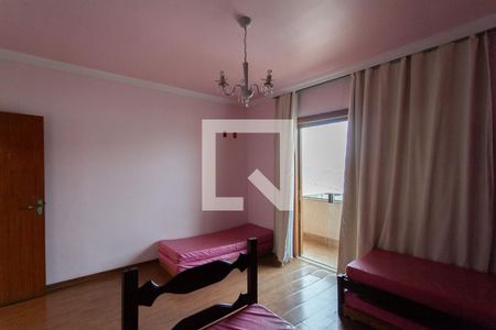 Casa para alugar com 750m², 6 quartos e 8 vagasQuarto 2