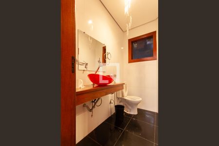 Casa para alugar com 750m², 6 quartos e 8 vagasLavabo