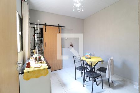 Casa à venda com 176m², 5 quartos e 3 vagasCopa