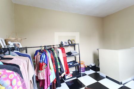 Casa à venda com 176m², 5 quartos e 3 vagasQuarto 4