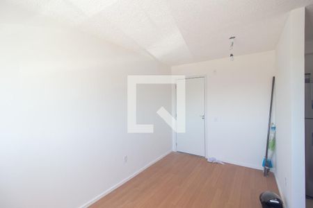 Sala de apartamento para alugar com 2 quartos, 43m² em Guaratiba, Rio de Janeiro