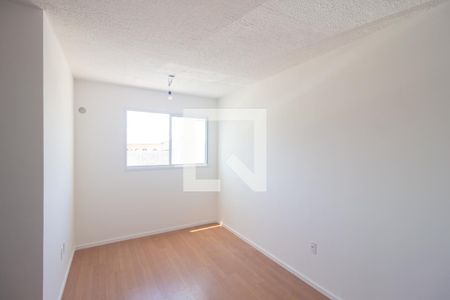 Sala de apartamento para alugar com 2 quartos, 43m² em Guaratiba, Rio de Janeiro