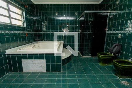 Casa para alugar com 500m², 4 quartos e 10 vagasBanheiro do quarto 1