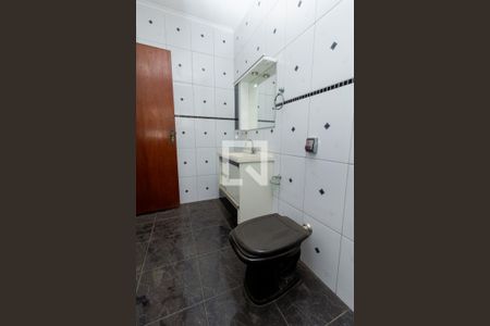 Casa para alugar com 500m², 4 quartos e 10 vagasBanheiro do quarto 3