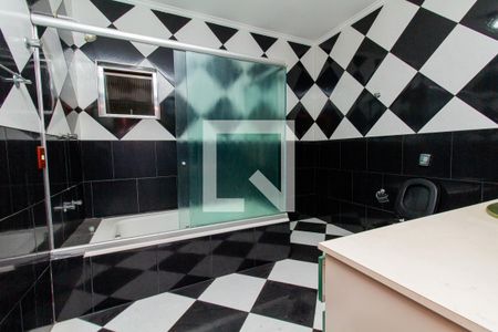 Casa para alugar com 500m², 4 quartos e 10 vagasBanheiro do quarto 4