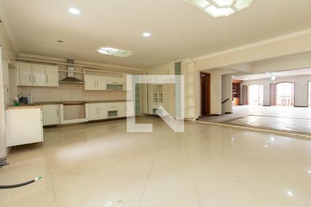 Casa para alugar com 500m², 4 quartos e 10 vagasCozinha