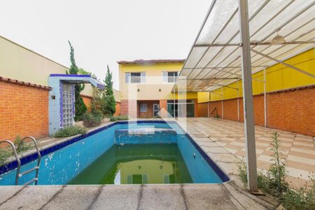 Casa para alugar com 500m², 4 quartos e 10 vagasPiscina