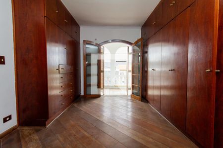 Casa para alugar com 500m², 4 quartos e 10 vagasCloset