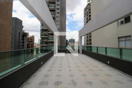 Apartamento à venda com 167m², 3 quartos e 2 vagasCobertura