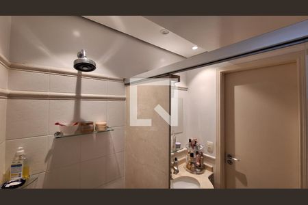 Apartamento à venda com 750m², 4 quartos e 10 vagas Apartamento à venda com 750m², 4 quartos e 10 vagasDetalhe do Banheiro da Suite 1