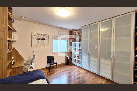 Apartamento à venda com 750m², 4 quartos e 10 vagas Apartamento à venda com 750m², 4 quartos e 10 vagasQuarto