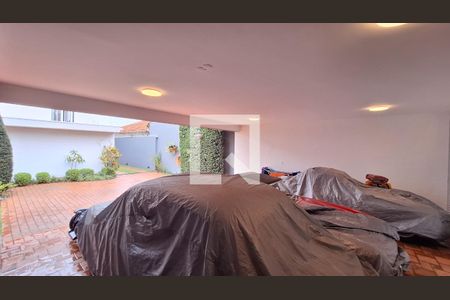 Apartamento à venda com 750m², 4 quartos e 10 vagas Apartamento à venda com 750m², 4 quartos e 10 vagasGaragem