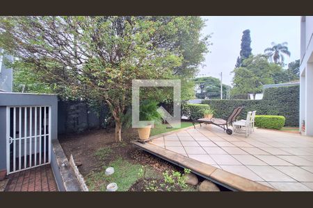 Apartamento à venda com 750m², 4 quartos e 10 vagas Apartamento à venda com 750m², 4 quartos e 10 vagasQuintal