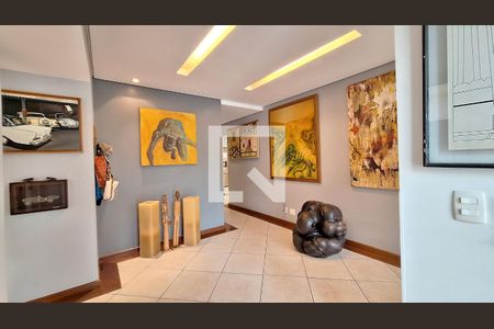 Apartamento à venda com 750m², 4 quartos e 10 vagas Apartamento à venda com 750m², 4 quartos e 10 vagasDetalhe