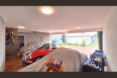 Apartamento à venda com 750m², 4 quartos e 10 vagas Apartamento à venda com 750m², 4 quartos e 10 vagasGaragem