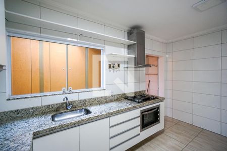 Casa para alugar com 121m², 2 quartos e 1 vagaCozinha