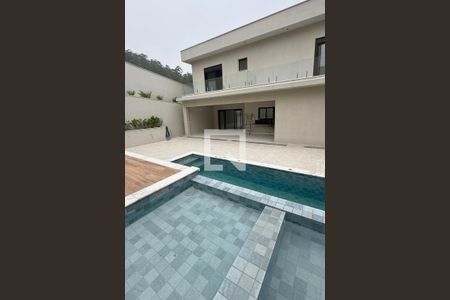 Casa de condomínio à venda com 556m², 4 quartos e 3 vagasPiscina