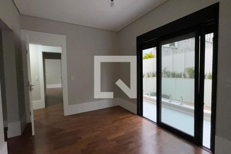 Casa de condomínio à venda com 556m², 4 quartos e 3 vagasSuíte 5