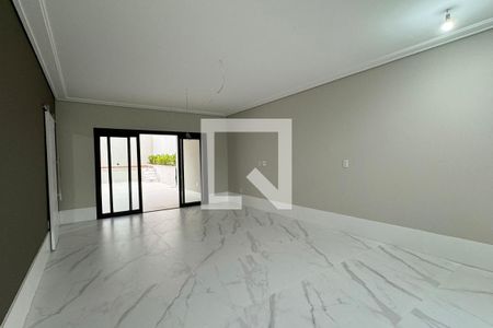 Sala de casa de condomínio à venda com 4 quartos, 556m² em Colinas da Anhanguera, Santana de Parnaíba