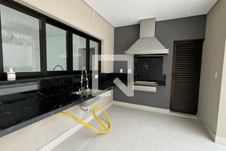 Casa de condomínio à venda com 556m², 4 quartos e 3 vagasChurrasqueira