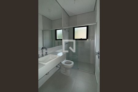 Casa de condomínio à venda com 556m², 4 quartos e 3 vagasBanheiro da Suíte 3