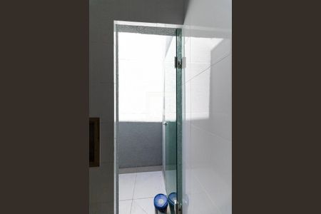 Casa à venda com 140m², 3 quartos e 2 vagas Casa à venda com 140m², 3 quartos e 2 vagasJardim de Inverno do Banheiro Social