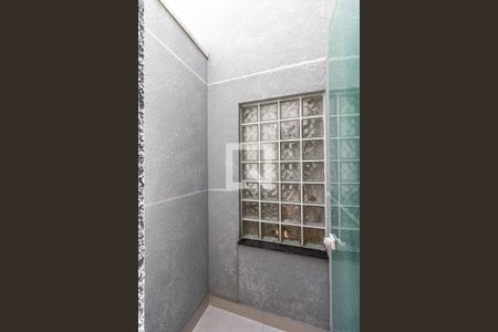 Casa à venda com 140m², 3 quartos e 2 vagas Casa à venda com 140m², 3 quartos e 2 vagasJardim de Inverno do Banheiro da Suíte