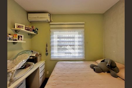 Casa à venda com 189m², 5 quartos e 2 vagas Casa à venda com 189m², 5 quartos e 2 vagasQuarto 2