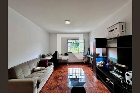 Casa à venda com 189m², 5 quartos e 2 vagas Casa à venda com 189m², 5 quartos e 2 vagasCasa 2