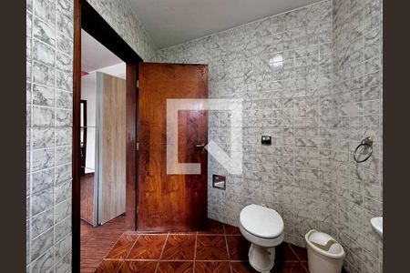 Casa à venda com 189m², 5 quartos e 2 vagas Casa à venda com 189m², 5 quartos e 2 vagasCasa 2