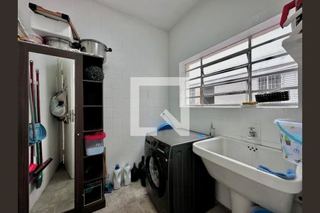 Casa à venda com 189m², 5 quartos e 2 vagas Casa à venda com 189m², 5 quartos e 2 vagasÁrea de Serviço