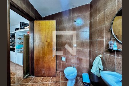 Casa à venda com 189m², 5 quartos e 2 vagas Casa à venda com 189m², 5 quartos e 2 vagasCasa 2