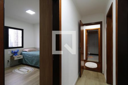 Apartamento à venda com 139m², 4 quartos e 2 vagasCorredor