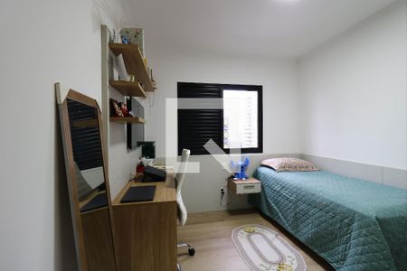 Apartamento à venda com 139m², 4 quartos e 2 vagasQuarto 2