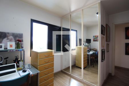 Apartamento à venda com 92m², 3 quartos e 2 vagasQuarto 2