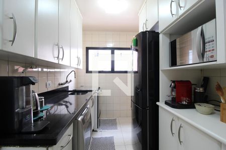 Apartamento à venda com 92m², 3 quartos e 2 vagasCozinha