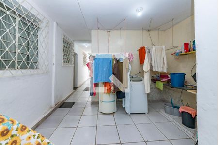 Casa à venda com 199m², 4 quartos e 2 vagas Casa à venda com 199m², 4 quartos e 2 vagasÁrea de Serviço