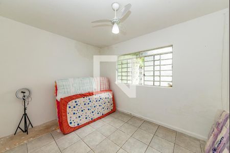 Casa à venda com 199m², 4 quartos e 2 vagas Casa à venda com 199m², 4 quartos e 2 vagasQuarto 2
