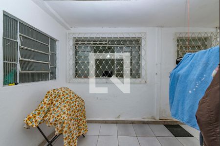 Casa à venda com 199m², 4 quartos e 2 vagas Casa à venda com 199m², 4 quartos e 2 vagasÁrea de Serviço