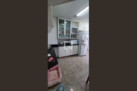 Apartamento à venda com 186m², 4 quartos e 3 vagas Apartamento à venda com 186m², 4 quartos e 3 vagasCozinha