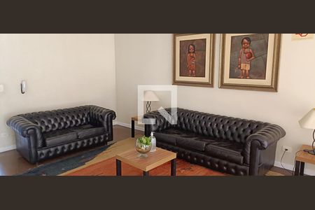 Apartamento à venda com 186m², 4 quartos e 3 vagas Apartamento à venda com 186m², 4 quartos e 3 vagasHall