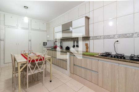 Casa à venda com 500m², 5 quartos e 3 vagasCozinha 1